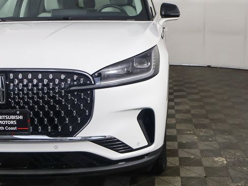 Used 2025 Lincoln Aviator Reserve w/ Illumination Package image 18