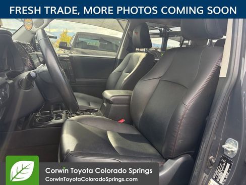 Used 2024 Toyota 4Runner TRD Off-Road Premium AWD/4WD image 8