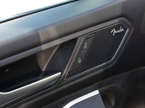 Used 2019 Volkswagen Tiguan SEL Premium R-Line image 16