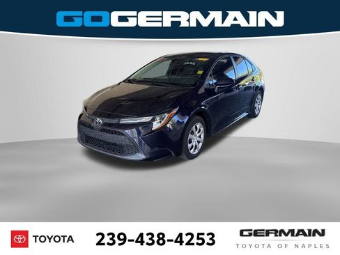 Used 2022 Toyota Corolla LE image 1