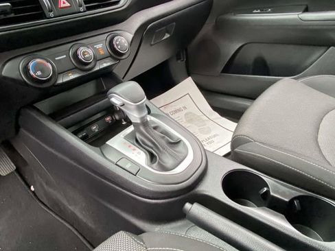 Used 2024 Kia Forte LXS image 15