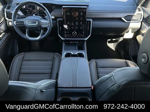 New 2026 GMC Acadia Denali Ultimate w/ LPO, Floor Liner Package AWD/4WD image 10