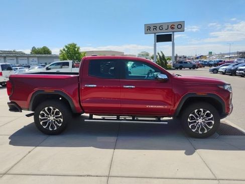 Used 2024 GMC Canyon Denali AWD/4WD image 5