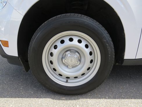 Used 2022 Ford Maverick XL image 14