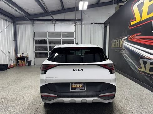 Used 2023 Kia Sportage EX FWD image 14