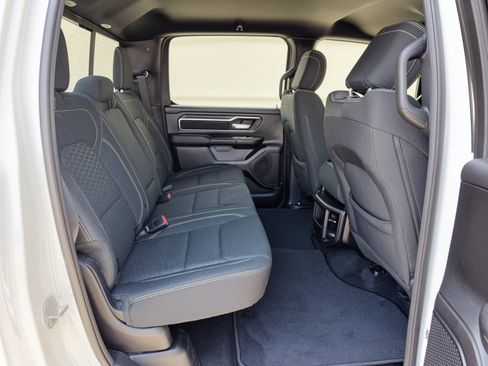 Used 2025 RAM 1500 Big Horn AWD/4WD image 29