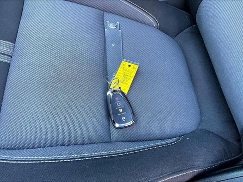 Used 2024 Chevrolet Blazer LT image 15