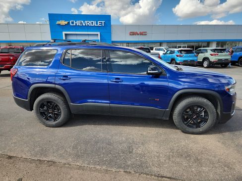 Used 2023 GMC Acadia AT4 w/ Technology Package image 5
