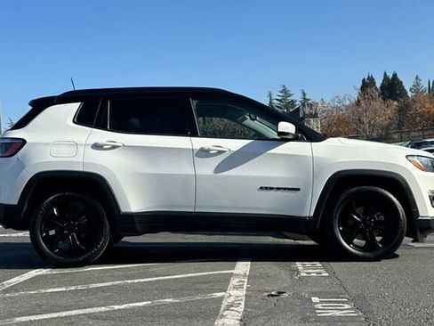 Used 2019 Jeep Compass Altitude image 3