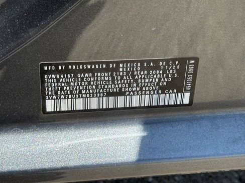 Used 2026 Volkswagen Jetta SE FWD image 28