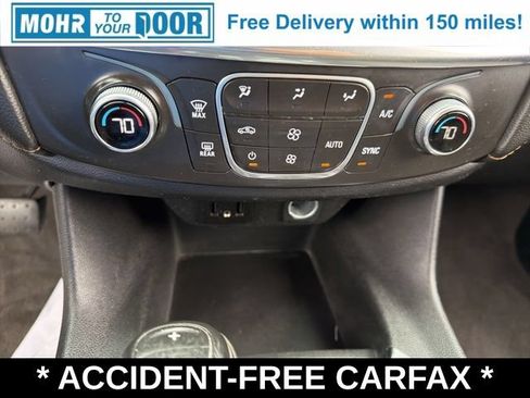 Used 2020 Chevrolet Traverse LS AWD/4WD image 18