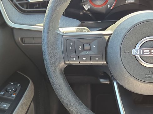 Used 2026 Nissan Kicks SV w/ SV Premium Package AWD/4WD image 21