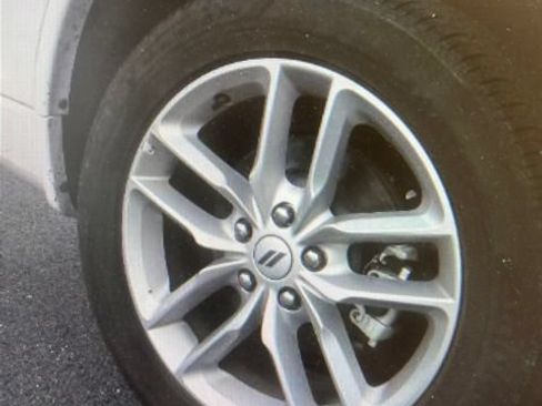 Used 2025 Dodge Durango GT AWD/4WD image 9
