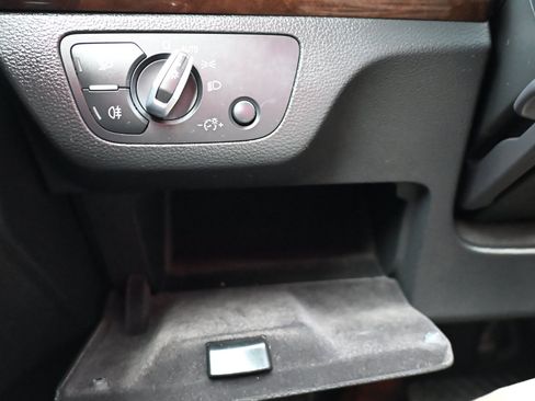 Used 2019 Audi Q5 2.0T Premium Plus image 24