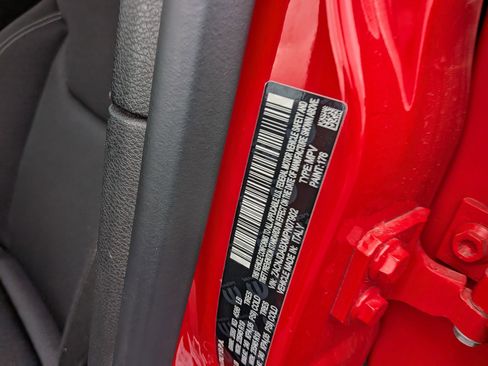 Used 2021 Jeep Renegade Sport image 33