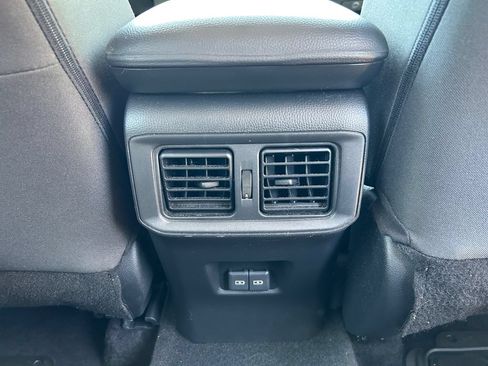 Used 2023 Toyota RAV4 XLE FWD image 25