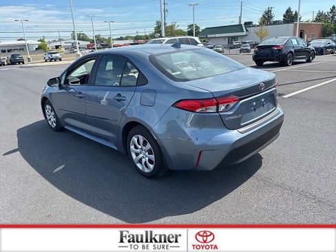 Used 2024 Toyota Corolla LE FWD image 13