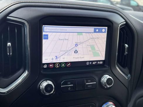 Used 2022 GMC Sierra 1500 AT4 w/ AT4 Premium Package image 24