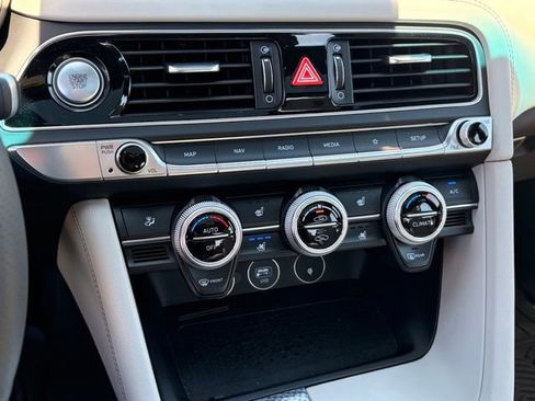 Used 2023 Genesis G70 3.3T w/ Sport Advanced Package RWD image 24