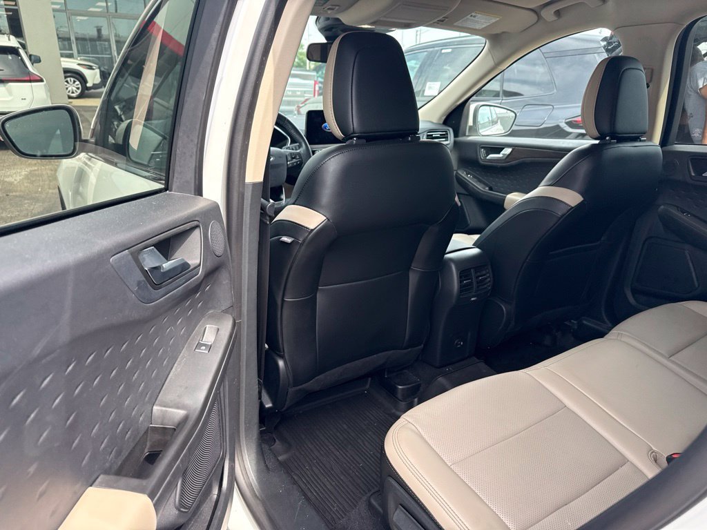 Used 2020 Ford Escape Titanium AWD/4WD image 20