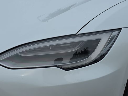 Used 2020 Tesla Model S Performance AWD/4WD image 28