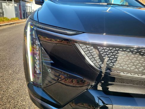 New 2026 Cadillac Optiq Sport 1 RWD image 24
