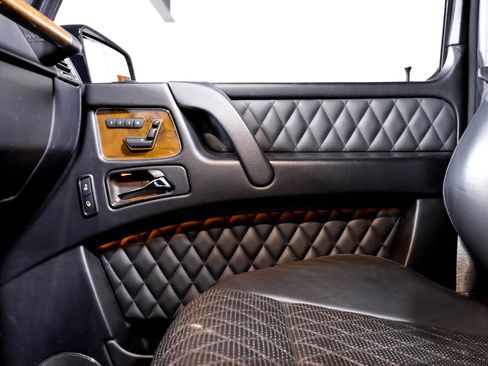 Used 2014 Mercedes-Benz G 63 AMG 4MATIC image 12