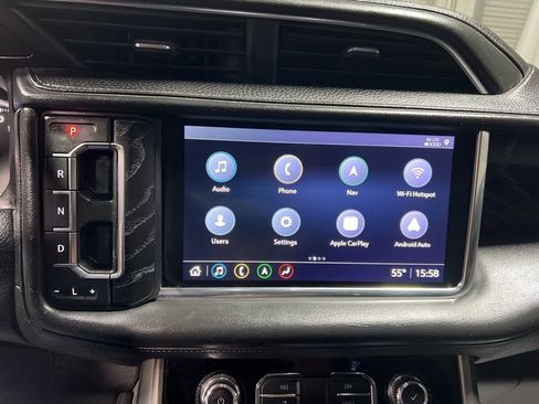 Used 2021 GMC Yukon Denali w/ Denali Premium Package image 23