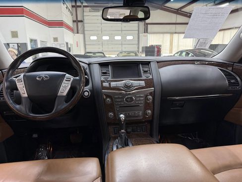 Used 2016 INFINITI QX80 Limited w/ All Season Package image 22