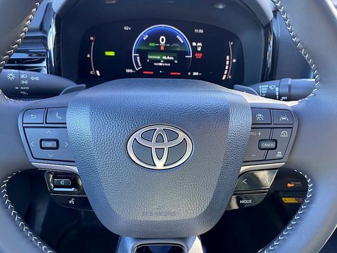 Certified 2025 Toyota Camry SE image 22