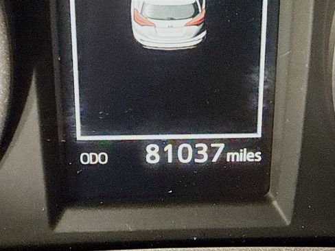 Used 2017 Toyota RAV4 LE image 16