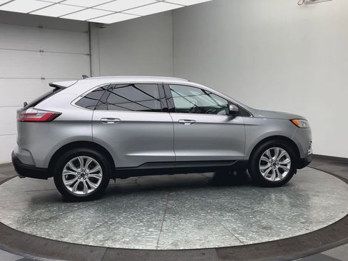 Used 2020 Ford Edge Titanium w/ Cargo Accessory Package AWD/4WD image 41