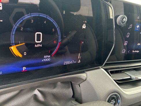 Used 2025 Chevrolet TrailBlazer LT image 39