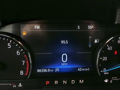 Certified 2020 Ford Explorer XLT w/ Equipment Group 202A image 9