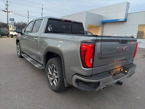 Used 2023 GMC Sierra 1500 SLT w/ SLT Premium Plus Package image 23
