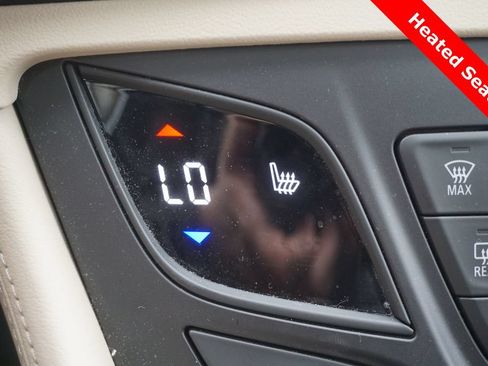 Used 2017 Buick Envision Essence AWD/4WD image 8