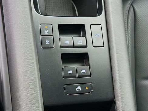 Used 2024 Hyundai Ioniq 6 SEL image 26