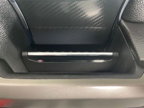 Used 2020 Ford F150 Lariat image 52