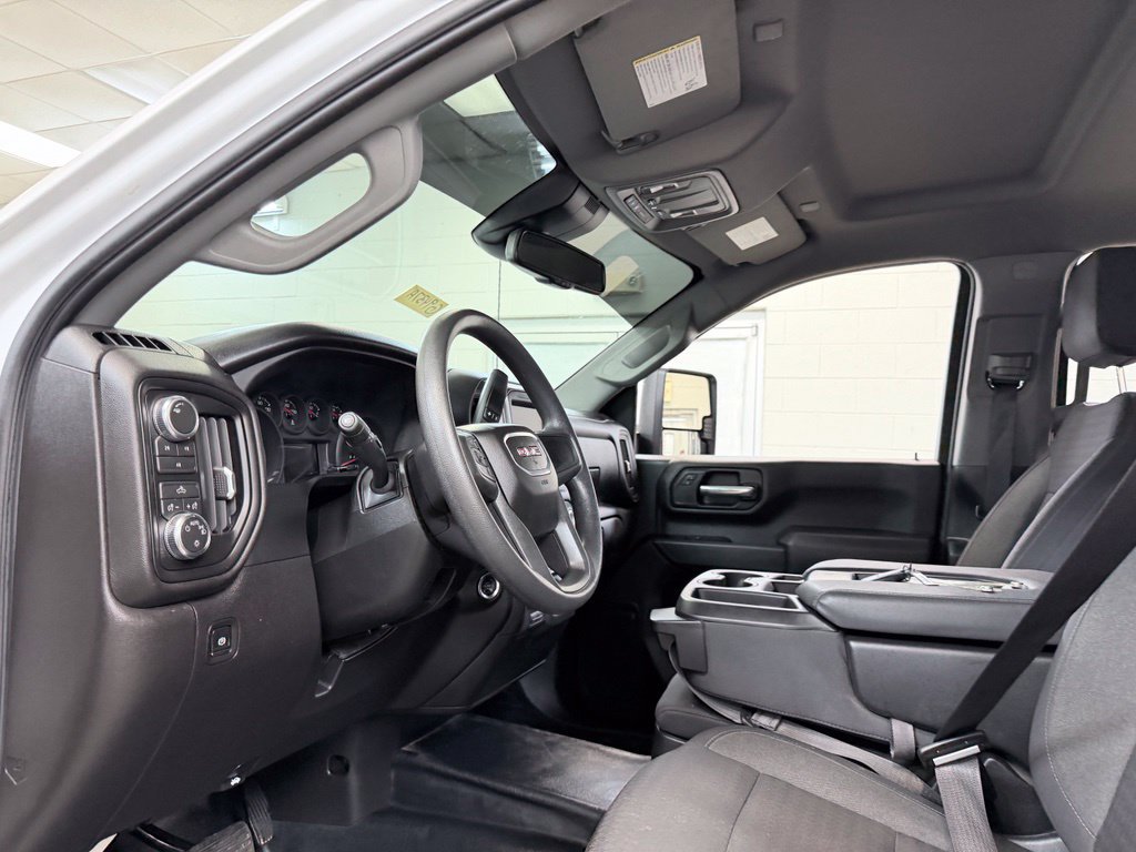 Used 2026 GMC Sierra 2500 Pro AWD/4WD image 17