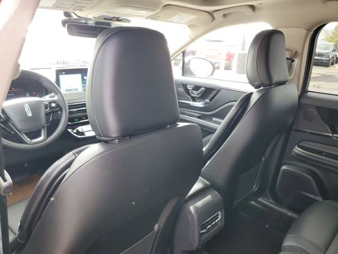 New 2026 Lincoln Corsair Premiere image 26