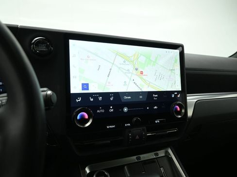 Used 2025 Lexus GX 550 w/ Accessory Package (2T) image 13