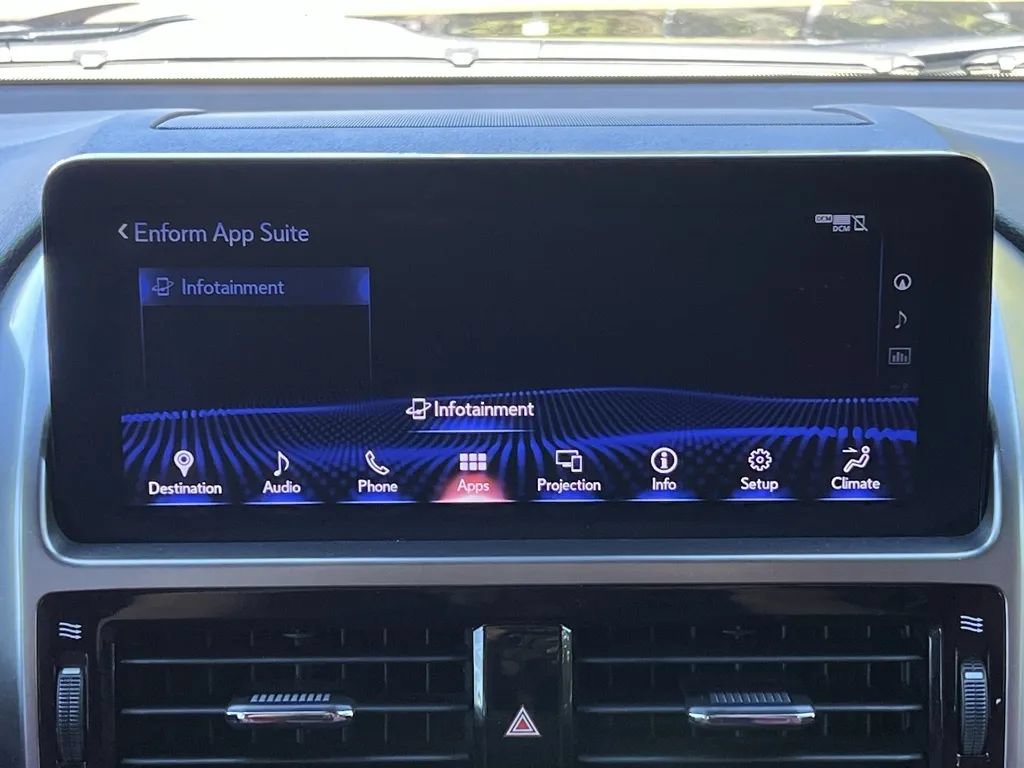 Used 2023 Lexus GX 460 Luxury w/ Accessory Package AWD/4WD image 28
