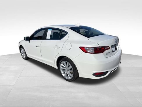 Used 2017 Acura ILX image 5