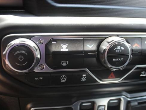 Used 2022 Jeep Wrangler Unlimited Sport AWD/4WD image 24
