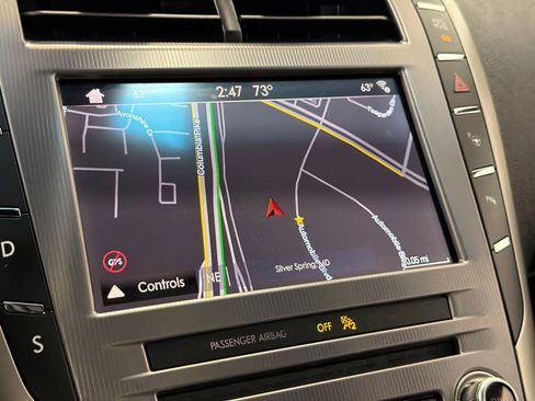 Used 2019 Lincoln MKZ Reserve image 23