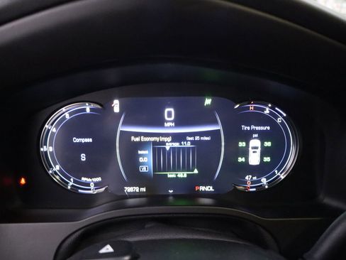 Used 2020 Cadillac Escalade Platinum image 18