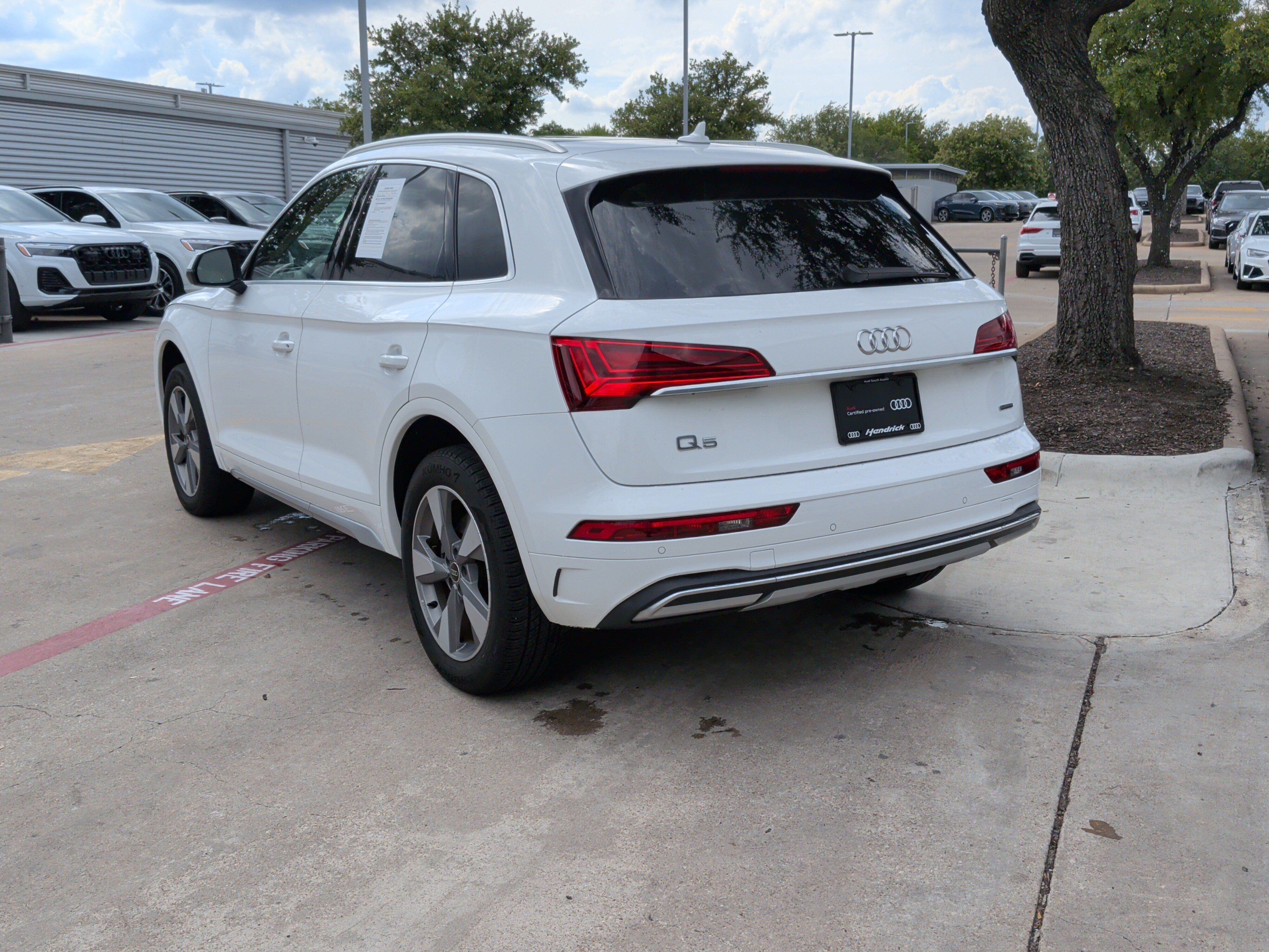 Used 2023 Audi Q5 2.0T Premium w/ Convenience Package AWD/4WD image 8