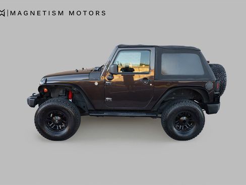 Used 2013 Jeep Wrangler Sport w/ Connectivity Group image 4