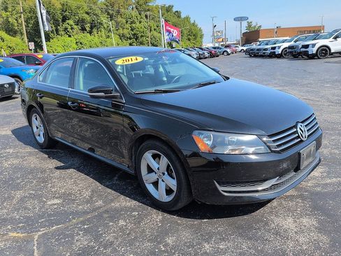 Used 2014 Volkswagen Passat 1.8T SE FWD image 1