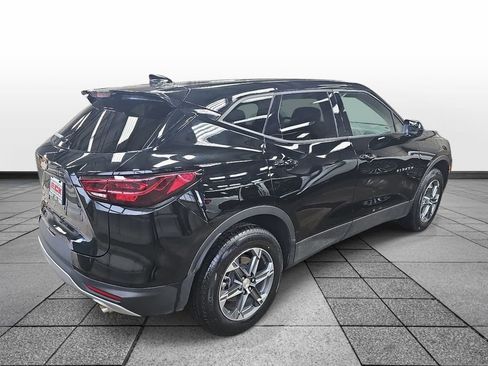Used 2025 Chevrolet Blazer LT AWD/4WD image 5